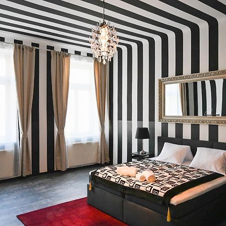 Highlight Apartment St Charles Church Вена Экстерьер фото